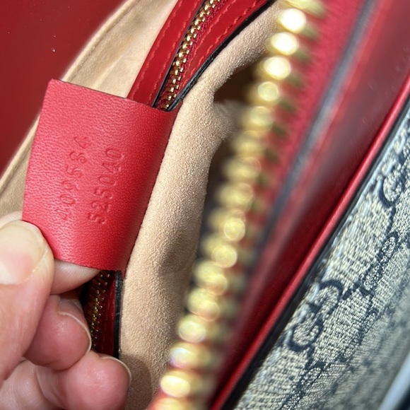 Gucci Linea Supreme Monogram Tote. Nearly New. COA Included - Picture 15 of 16